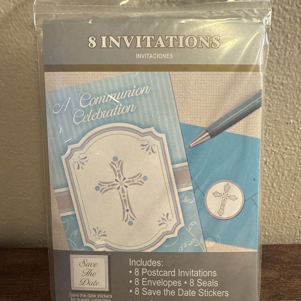 Communion‎ Celebration 8 Invitations/Envelopes With Save The Date Sticker Blue